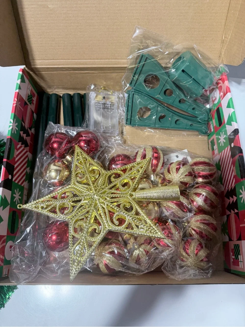 Tinsel Tree Holiday Decor - Red